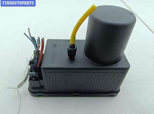 купить Компрессор центрального замка на Mercedes C-Class W202 (1993-2000)