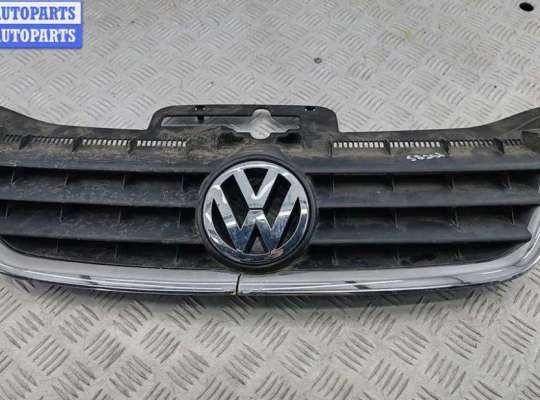 Решетка радиатора VG2768693 на Volkswagen Touran