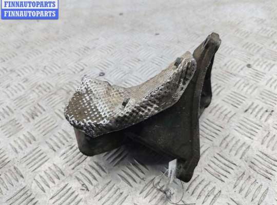 Купить Кронштейн КПП опорный на Audi A4 B5 (1994-2001) Кронштейн КПП опорный AU1759186 на Audi A4 B5 (1994-2001)