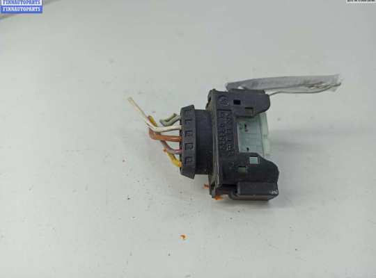 купить Разъем (фишка) проводки на Mercedes W168 (A)