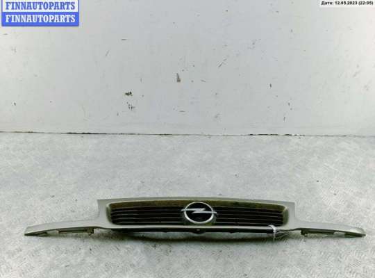 Решетка радиатора OP1446717 на Opel Astra F