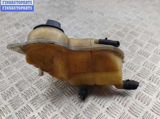 купить Бачок расширительный на Volkswagen Passat B5