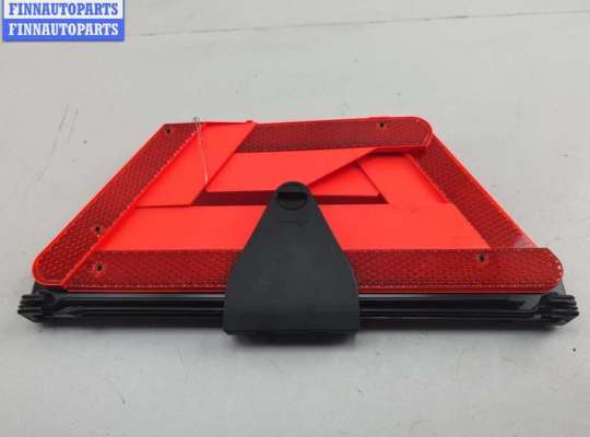 Знак аварийной остановки на Volkswagen Jetta IV (USA)