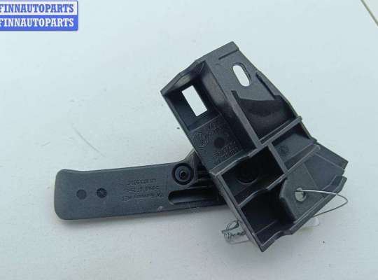 купить Ручка открывания капота на Volkswagen Touran