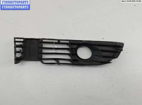 купить Рамка фары противотуманной правой на Volkswagen Passat B5+ (GP)