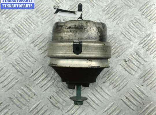Подушка крепления двигателя AU1730902 на Audi A4 B5 (1994-2001)