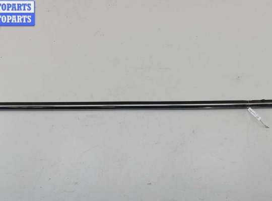 Молдинг стекла двери передней правой наружный VG2541358 на Volkswagen Passat B5+ (GP)
