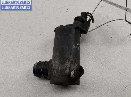 купить Насос (моторчик) омывателя стекла на Mitsubishi Galant (1996-2003)