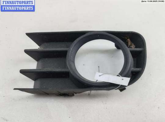 купить Рамка фары противотуманной левой на Renault Megane II (2002-2008)