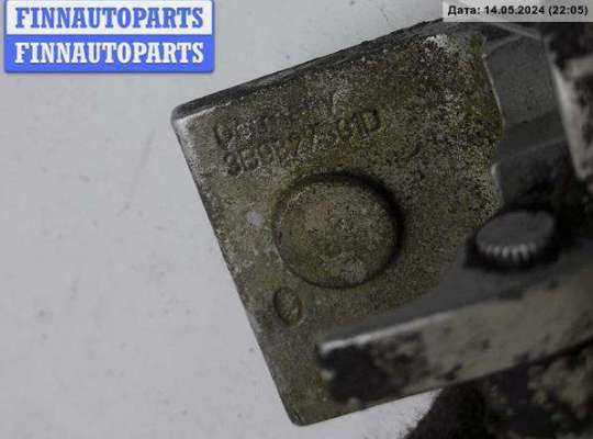 купить Петля крышки (двери) багажника на Volkswagen Passat B5