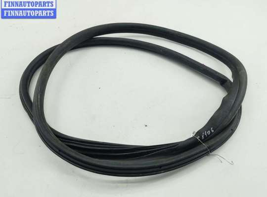 купить Уплотнитель двери задней левой на Peugeot 308 T7 (2007-2013)