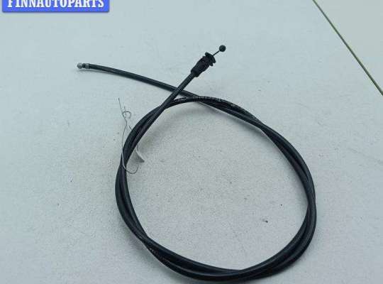 Трос капота на Volkswagen Passat B5 (3B)