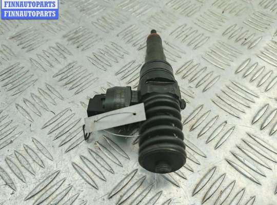 Форсунка топливная на Volkswagen Passat B6 (3C)
