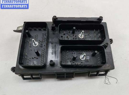 Блок предохранителей OP2342436 на Opel Zafira B (2004-2014)