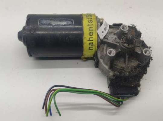 купить Двигатель стеклоочистителя переднего (моторчик дворников) на Audi 100 C4 (1991-1994)