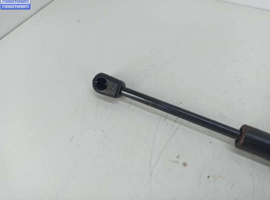 Амортизатор капота на Audi TT (8N)