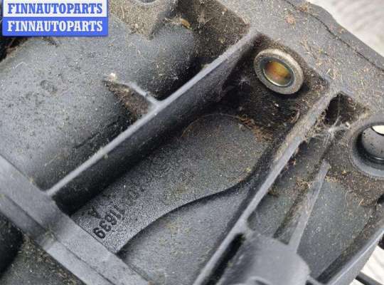 купить Коллектор впускной на Volkswagen Golf-4