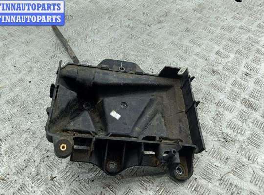 купить Полка аккумулятора (площадка АКБ) на Skoda Fabia mk2 (5J)