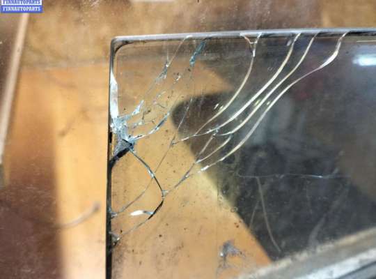 купить Стекло двери задней правой на Audi A4 B6 (2001-2004)