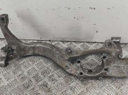 купить Кулак (корпус ступицы) передний левый на Audi A6 C5 (1997-2005)