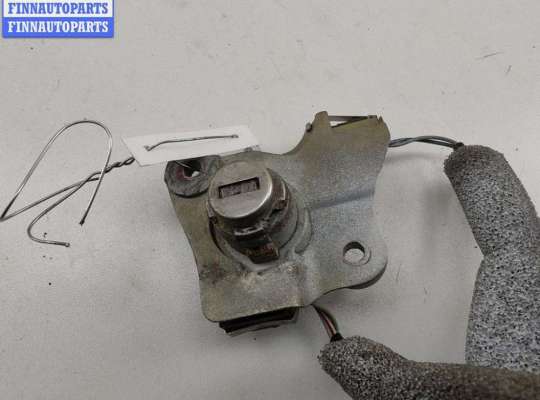 купить Личинка замка багажника на Volkswagen Sharan (1995-2000)