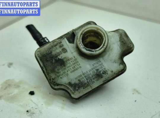 Купить Бачок тормозной жидкости на Volkswagen Caddy (2004-2010) Бачок тормозной жидкости VG2582332 на Volkswagen Caddy (2004-2010)