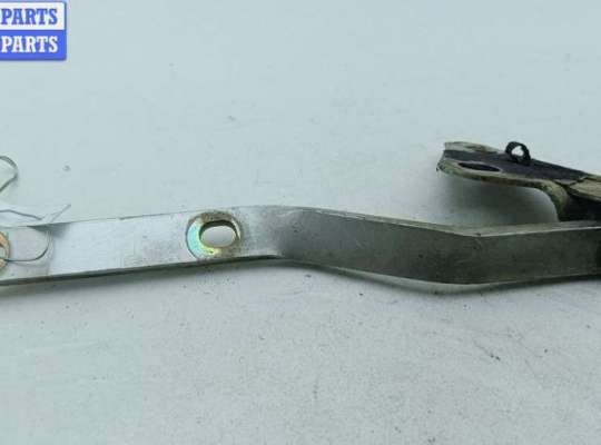 Купить Петля капота левая на Skoda Octavia mk1 (A4 1U) 1996-2010 Петля капота левая SK530732 на Skoda Octavia mk1 (A4 1U) 1996-2010