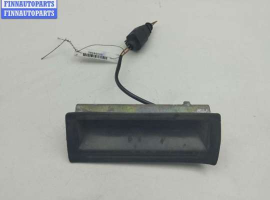 Ручка крышки (двери) багажника VG2785019 на Volkswagen Golf-4