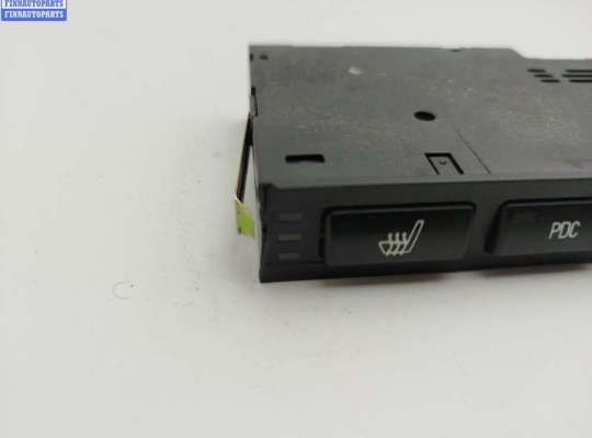 купить Кнопка обогрева сидений на BMW 7 E38 (1994-2001)