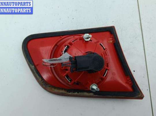 купить Фонарь крышки багажника правый на Volkswagen Passat B6