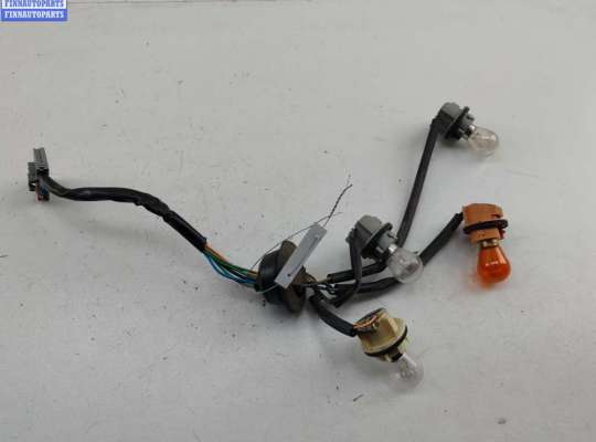 купить Патрон лампы фонаря на Ford Mondeo III (2000-2007)