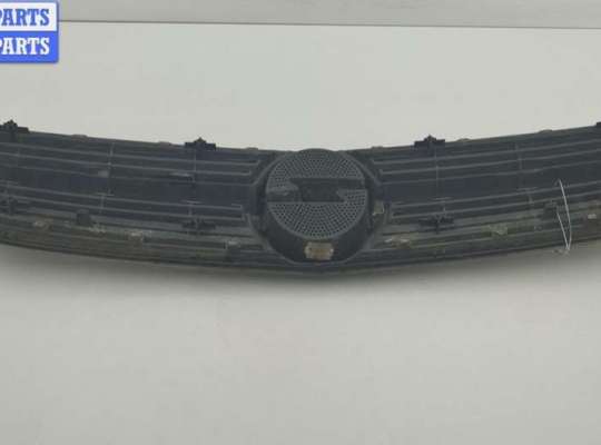 купить Решетка радиатора на Opel Vectra C (2002-2008)