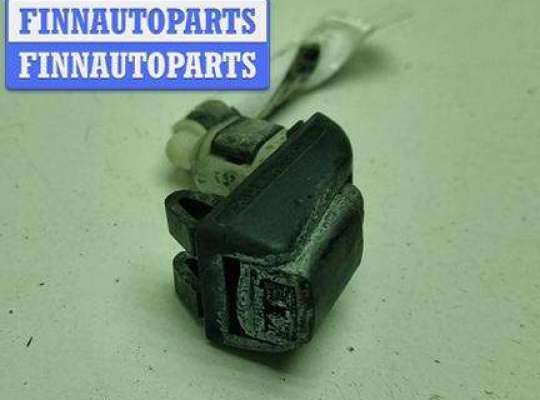 купить Форсунка омывателя на Skoda Octavia mk2 (A5 1Z) 2004-2013