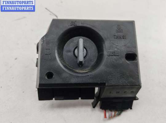 купить Плата фонаря заднего правого на Audi A6 C4 (1994-1997)