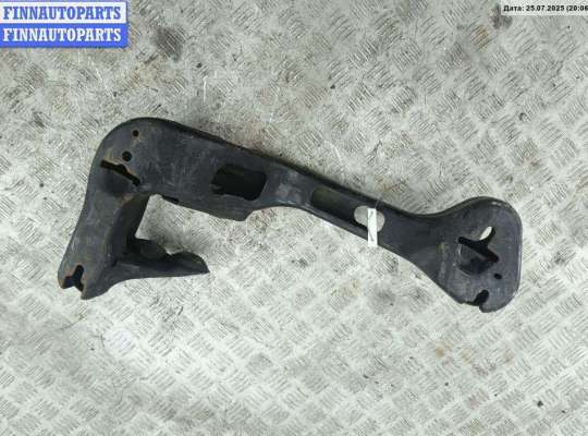 купить Кронштейн КПП опорный на BMW X3 E83 (2003-2010)