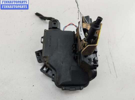 купить Замок двери задней правой на Audi A6 C5 (1997-2005)