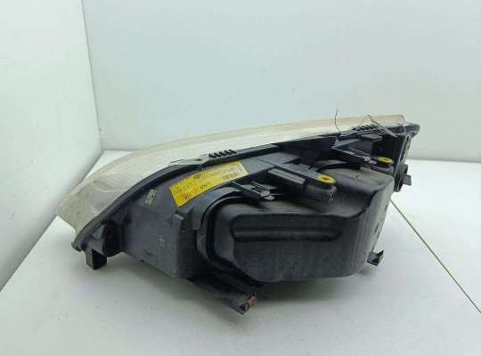 купить Фара правая на Ford C-Max (2003-2010)