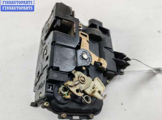 Замок боковой двери на Volkswagen Passat B5+ (3B, GP)