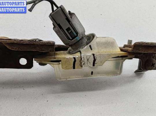 купить Подсветка номера на Mitsubishi Outlander (CU) 2003-2006