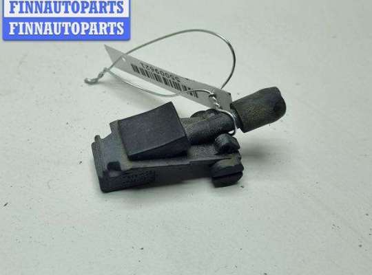 купить Форсунка омывателя на Volkswagen Passat B5