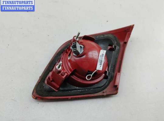 купить Фонарь крышки багажника левый на Mazda 3 (2003-2008) BK