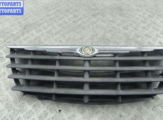 купить Решетка радиатора на Chrysler Voyager (2001-2007)