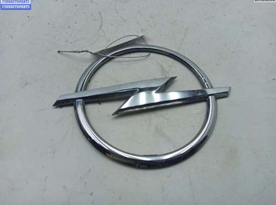 Эмблема OP1687497 на Opel Corsa D