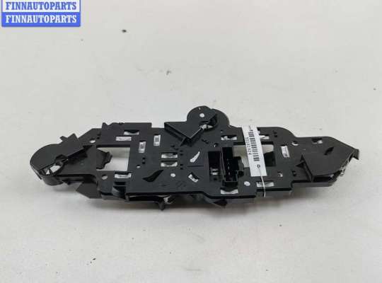 купить Плата фонаря заднего левого на Peugeot 307