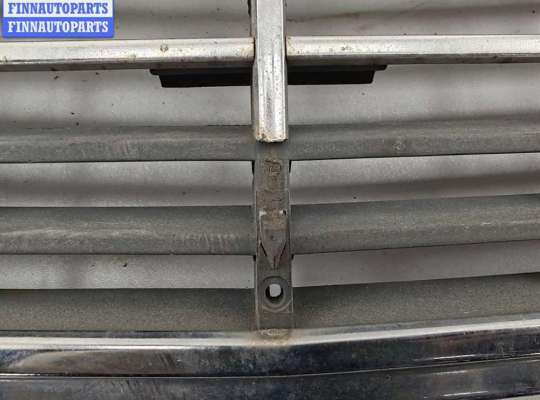 купить Решетка радиатора на Mercedes C-Class W202 (1993-2000)