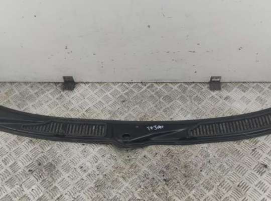 купить Дождевик на Audi 100 C4 (1991-1994)