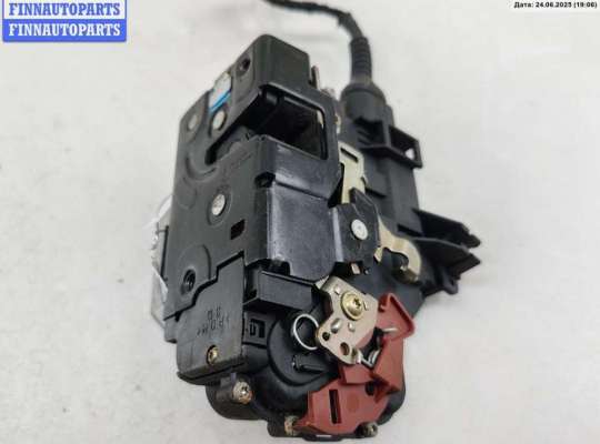 купить Замок двери передней правой на Audi A4 B6 (2001-2004)