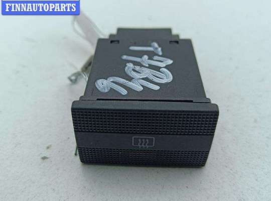 купить Кнопка обогрева заднего стекла на Volkswagen Passat B4