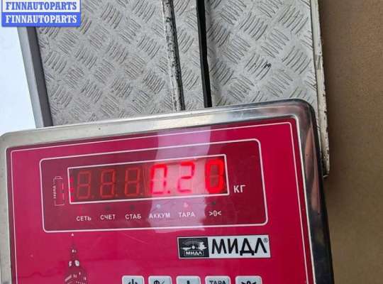 купить Накладка двери задней правой на Volkswagen Passat B5