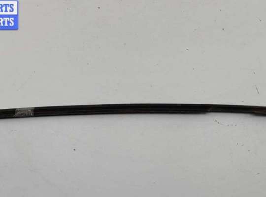 купить Молдинг стекла двери передней правой наружный на Mercedes A-Class W168 (1997-2004)